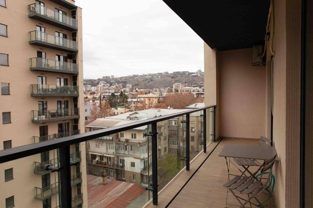 Gg Home - Cozy 1 Bedroom Apartment On Kazbegi Avenue 15 트빌리시 외부 사진