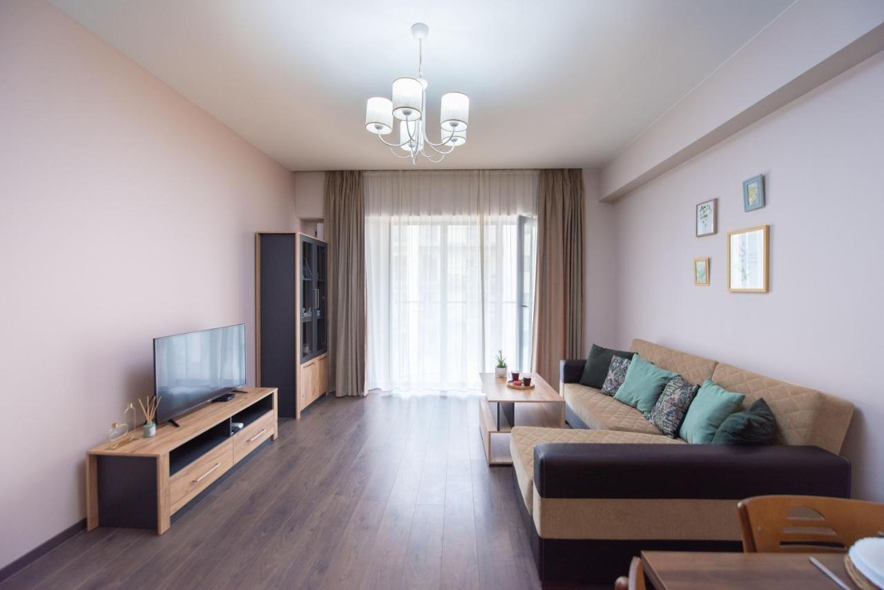 Gg Home - Cozy 1 Bedroom Apartment On Kazbegi Avenue 15 트빌리시 외부 사진